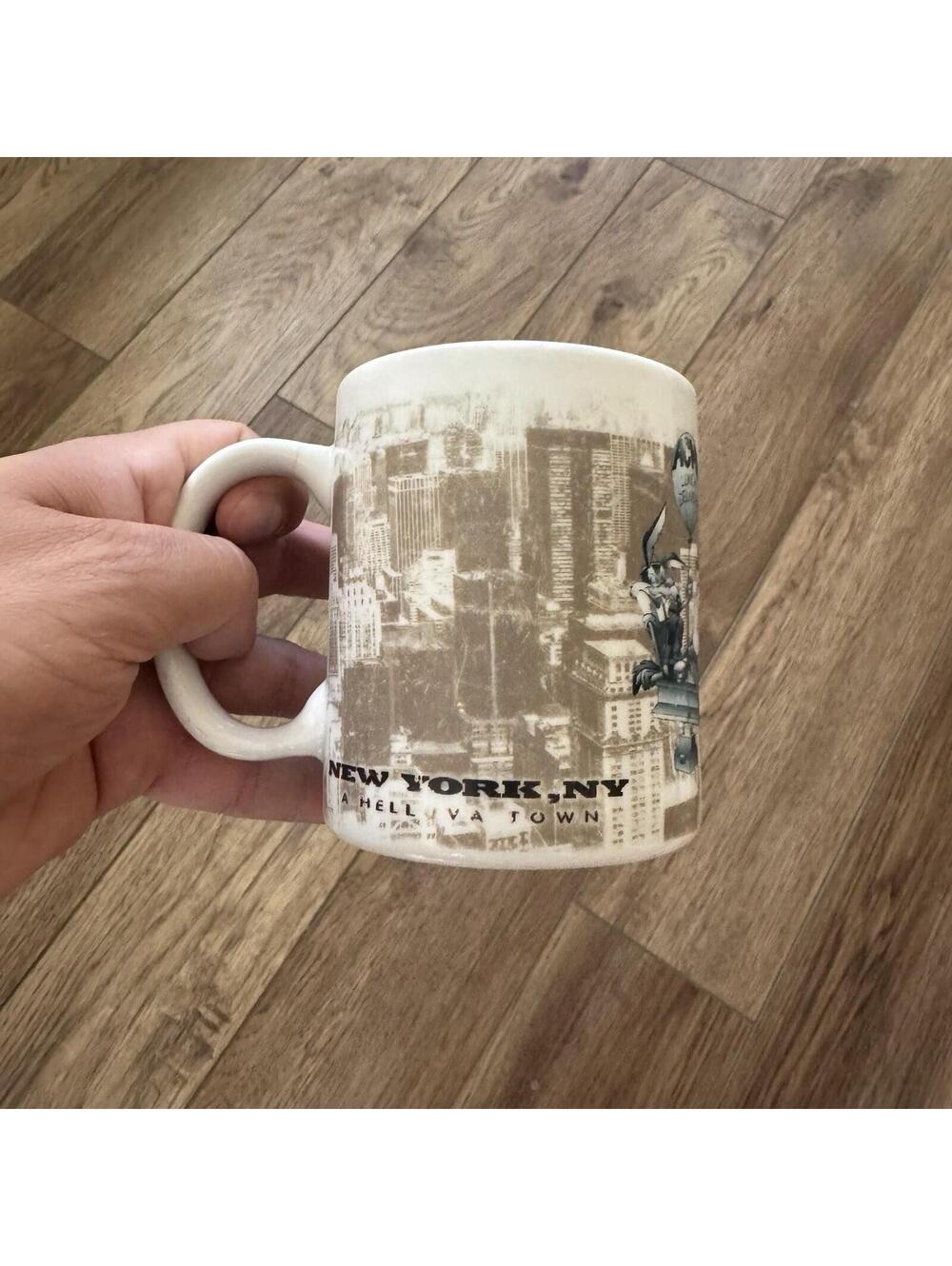 Vtg 1993 Warner Bros Studio Store NY A Helluva Town Mug